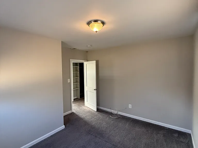 15 Alton St — Photo 11
