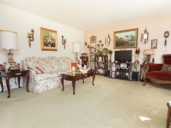 5th image of 1422 Lafayette Ave