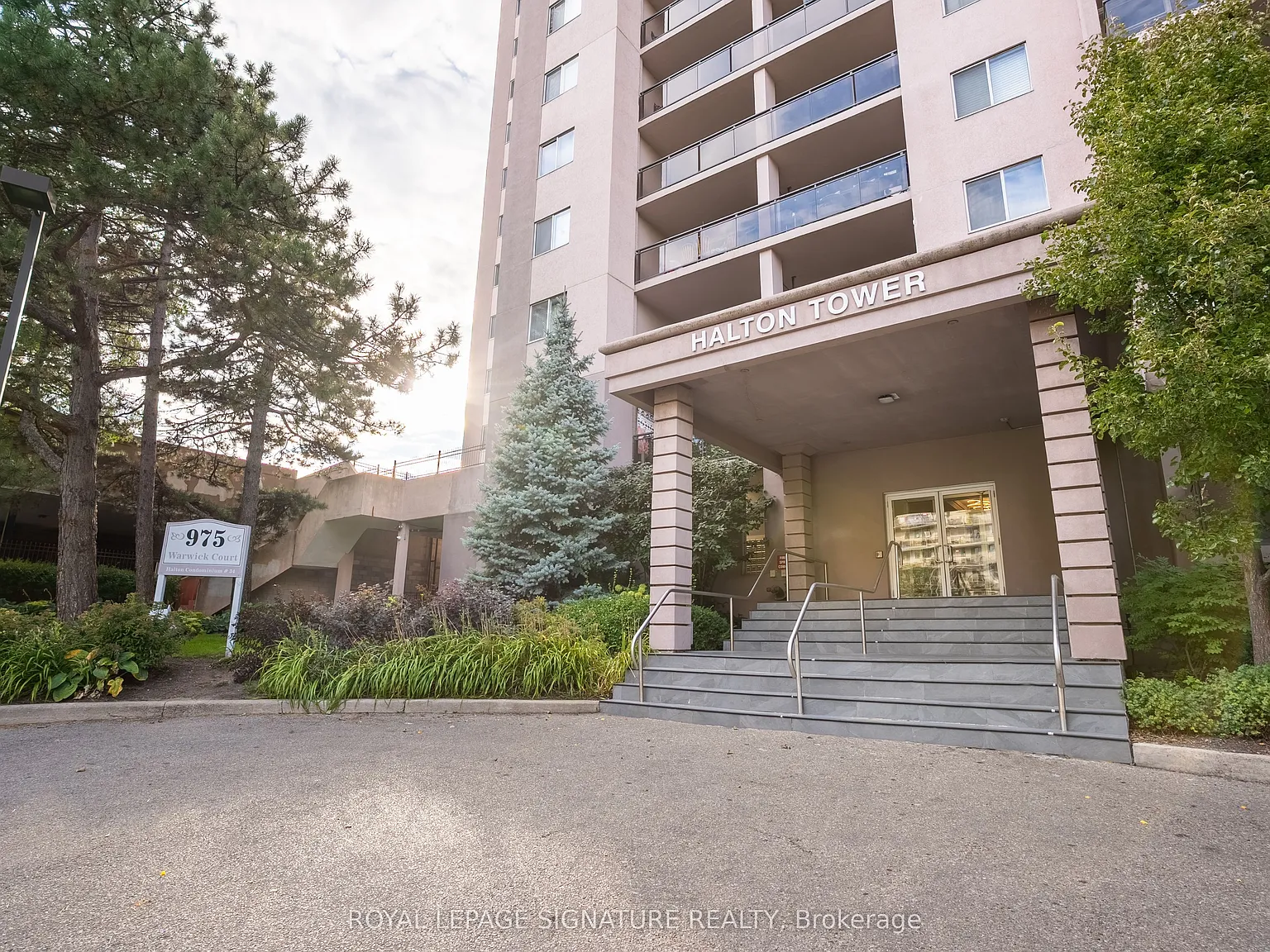 2 bed, $2,500 — Photo 1