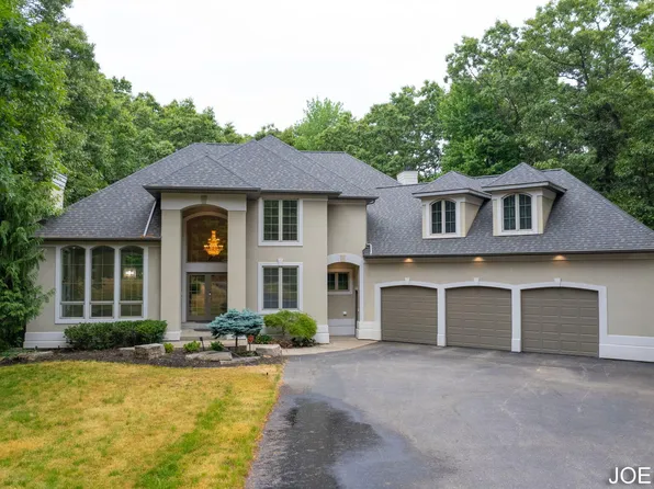 3794 Steeple Ridge Ct NE, Grand Rapids, MI 49525