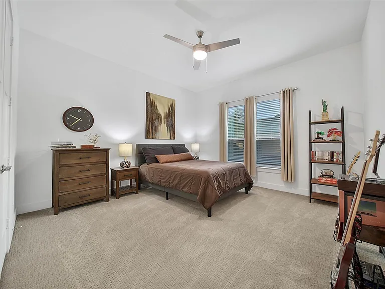 1015 Oak Briar Ln — Photo 34