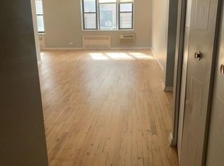 207 E 202nd St #3J, Bronx, NY 10458