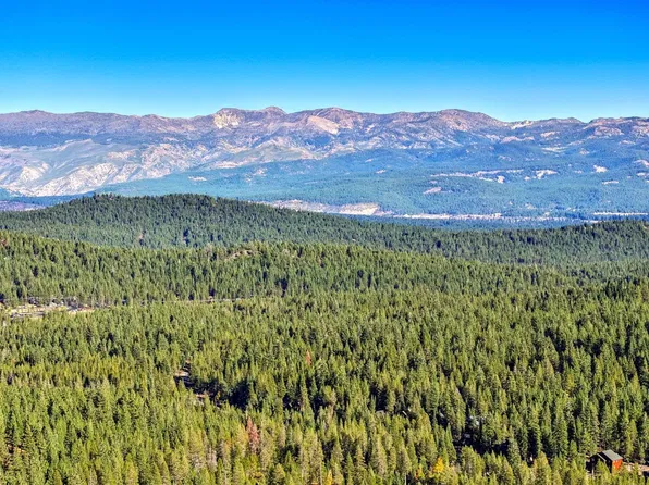 13179 Skislope Way, Truckee, CA 96161