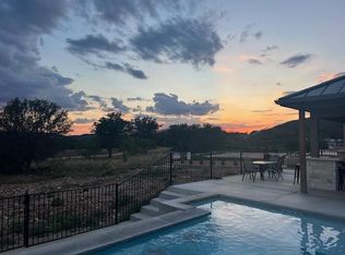 1463 Mountain Valley Dr, Concan, TX 78838
