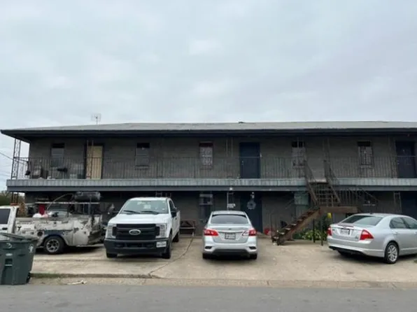 520 E Travis St, Laredo, TX 78040