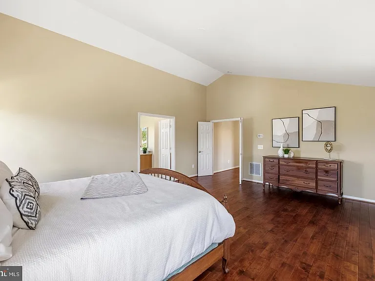 21916 Bellair Ct — Photo 22