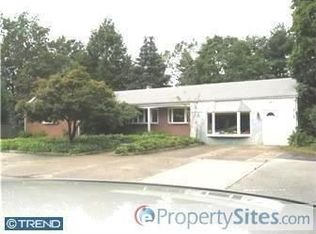 1614 Salem Rd, Burlington, NJ 08016