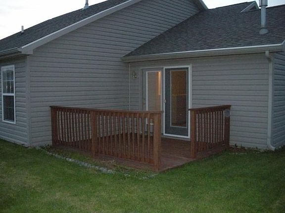 2nd image of 1889 Halyard Ln