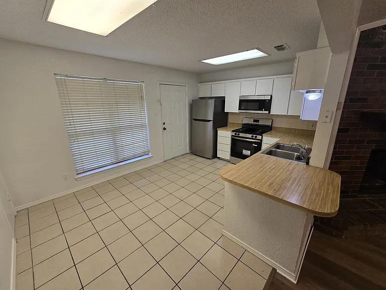 7451 College Cir #1 — Photo 9