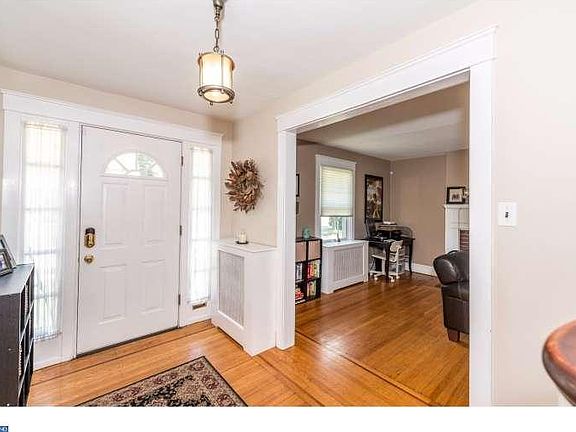 4th image of 614 Turner Ave