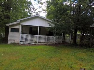 60 Off Rte, Hico, WV 25854