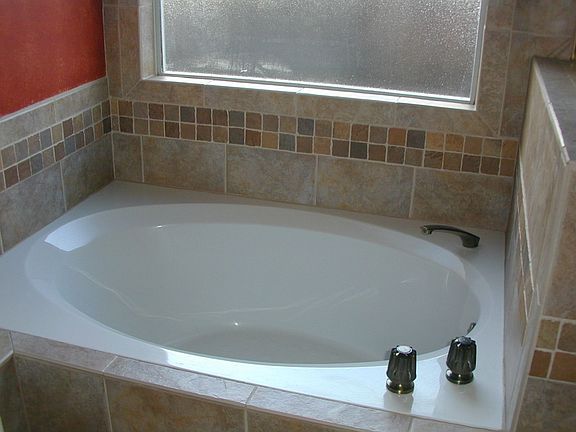Master Bathtub
