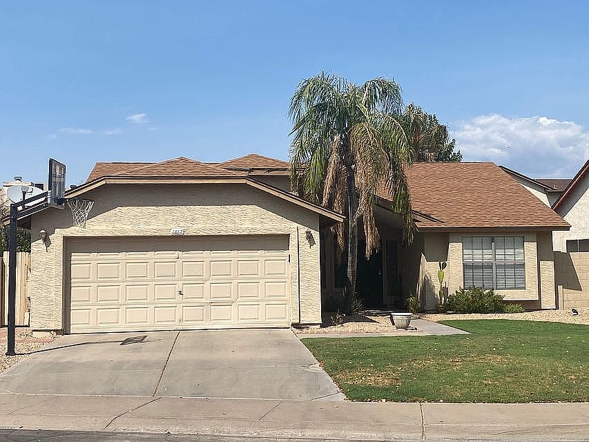 1st image of 3812 E Marconi Ave