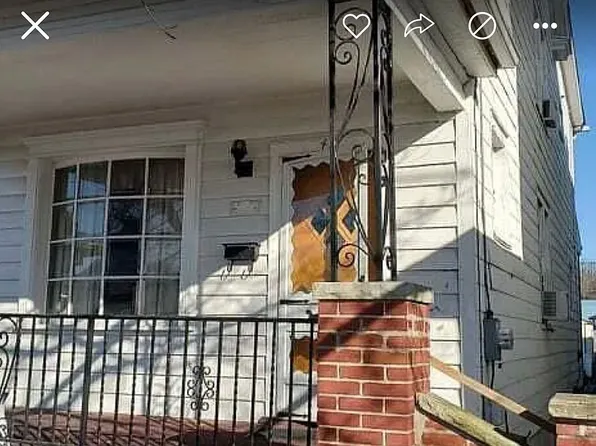 43 S Spruce St, Mount Carmel, PA 17851