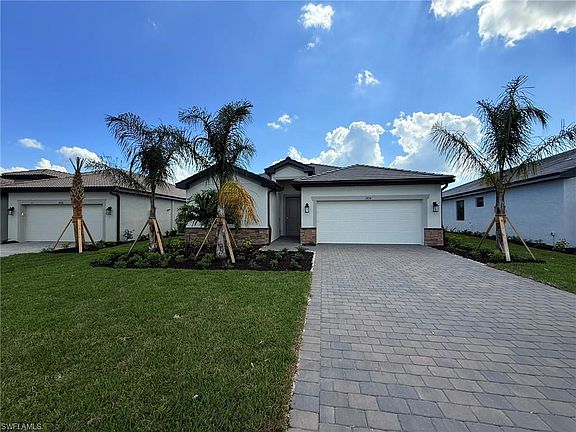 3rd image of 19274 Hinkley Dr