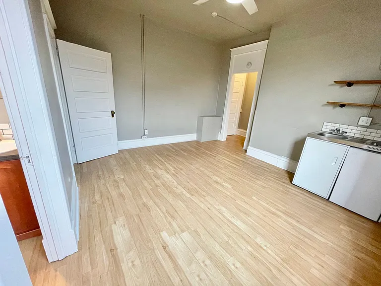 106 S Cedar St — Photo 26
