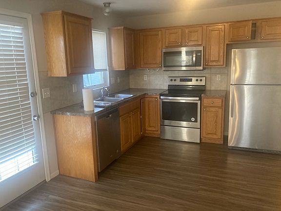 Open living/kitchen