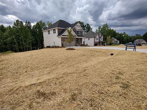 2nd image of 7613 Mary Ellen Ct