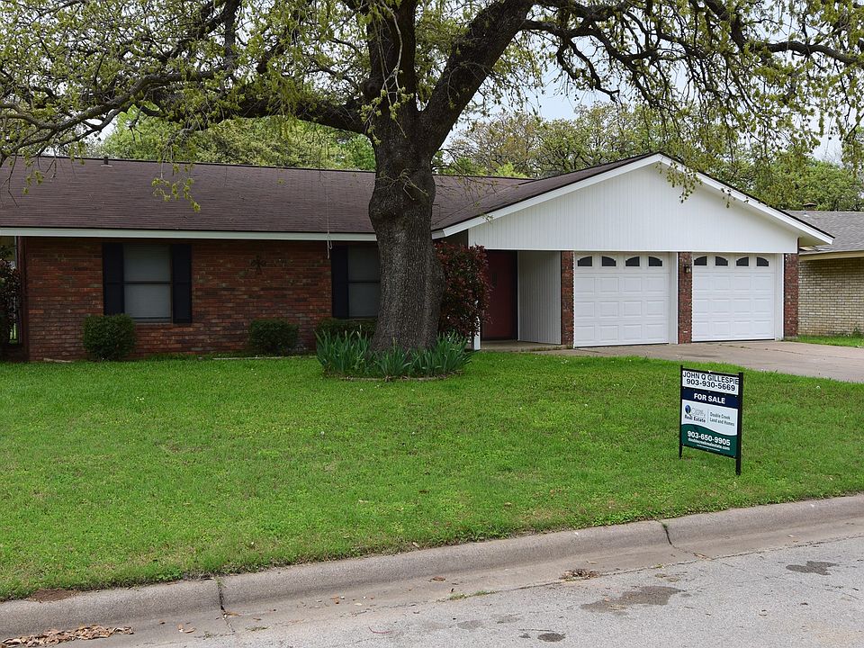 1st image of 305 Rosebud Dr
