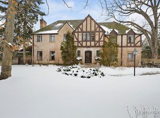 986 Private Rd, Winnetka, IL 60093