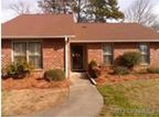 1875 R Quail Ridge Rd, Greenville, NC 27858