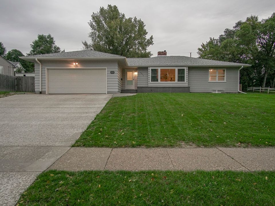 1st image of 4415 5th Ave