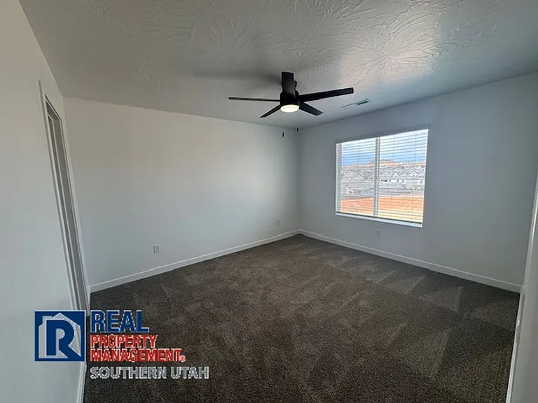 1664 S Forbidding Way — Photo 15