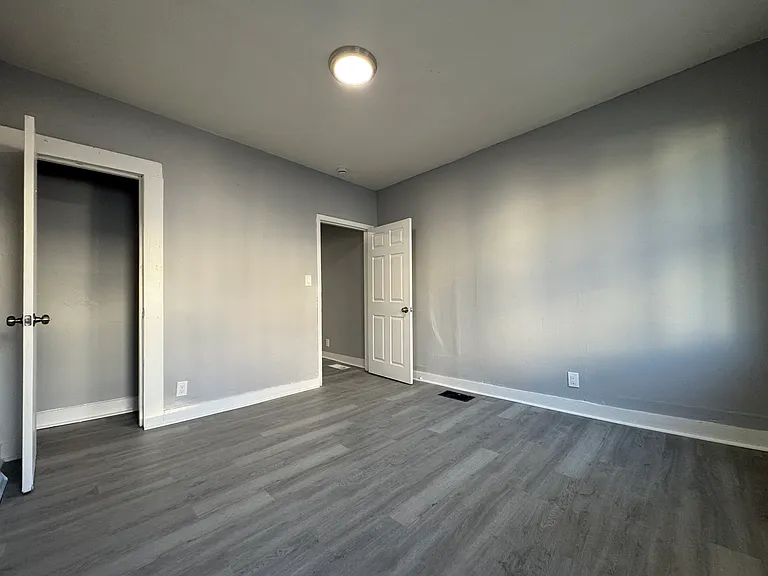 156 Poplar St #1L — Photo 9