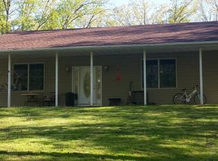 9300 Benne Creek Rd, Centertown, MO 65023