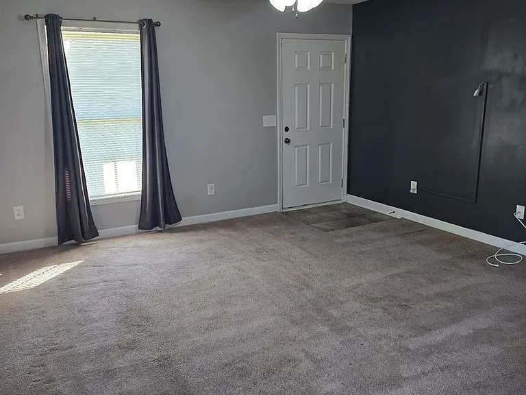 3760 Randy Ln — Photo 10