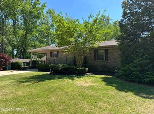 2100 Carolina Cir, Goldsboro, NC 27530