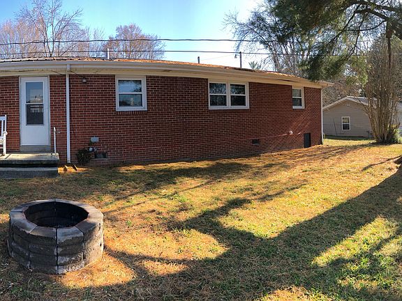 2nd image of 102 Villa Park
