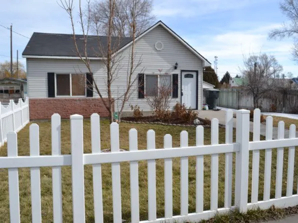 150 Lilac St, Blackfoot, ID 83221