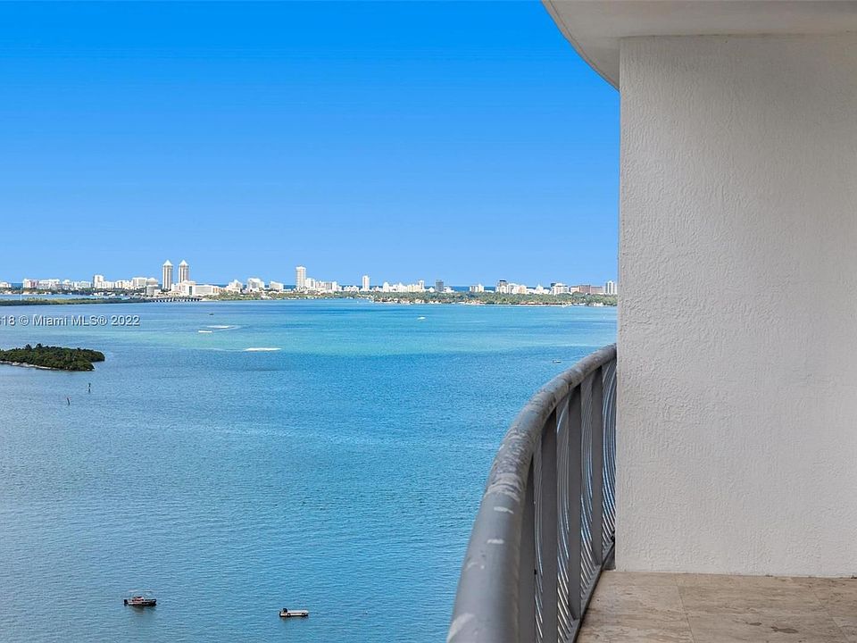 1st image of 1750 N Bayshore Dr APT 2409