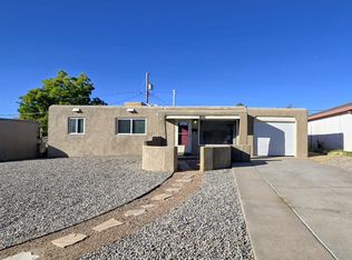 10025 Los Arboles Ave NE, Albuquerque, NM 87112