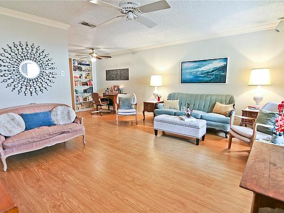 4th image of 13877 Brookgreen Dr