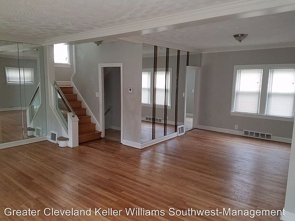 4th image of 3529 Raymont Blvd