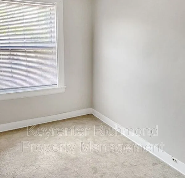 210 N Stafford Ave #29 — Photo 11