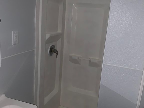 2nd image of 505 Carothers Ave APT 3