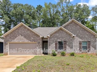 275 Avalon Way, Clanton, AL 35045