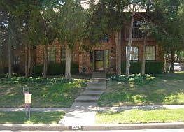 1st image of 1924 Wood Dale Cir
