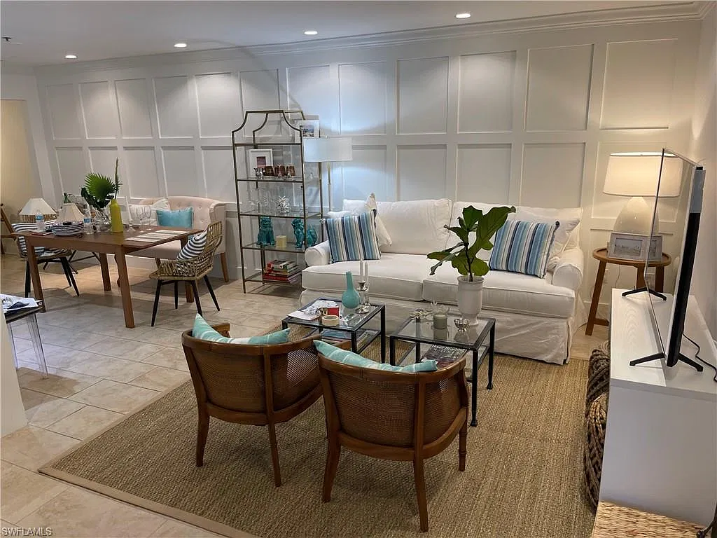 2 bed, 2.0 bath, 1060 sqft, $3,500 — Photo 2