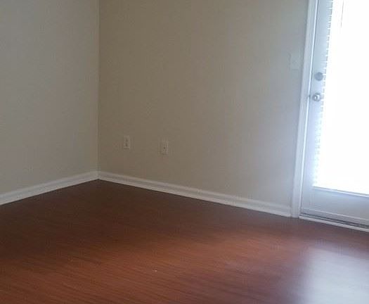 5th image of 34 Cooper Dr