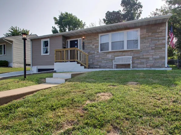 4026 Hillside Dr, Hannibal, MO 63401