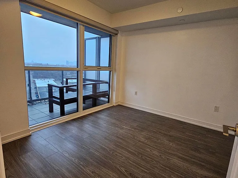 225 Village Green Sq #1301 — Photo 11