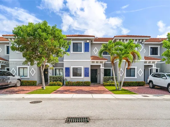 16379 SW 44th Ter, Miami, FL 33185