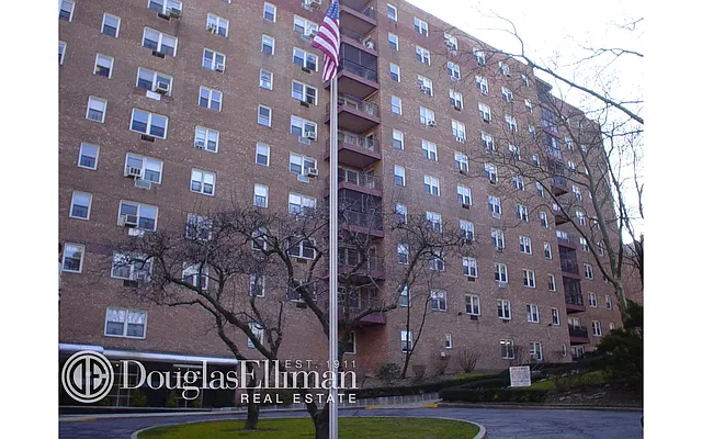 Sold by Douglas Elliman | media 12