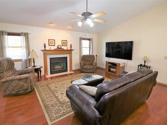 5th image of 6309 Tudor Ln