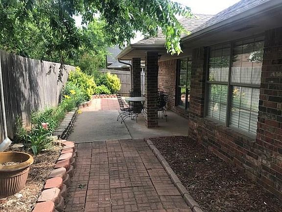 3rd image of 12408 Crystal Gardens Dr