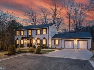 18 Avalon Ct, Bethesda, MD 20816